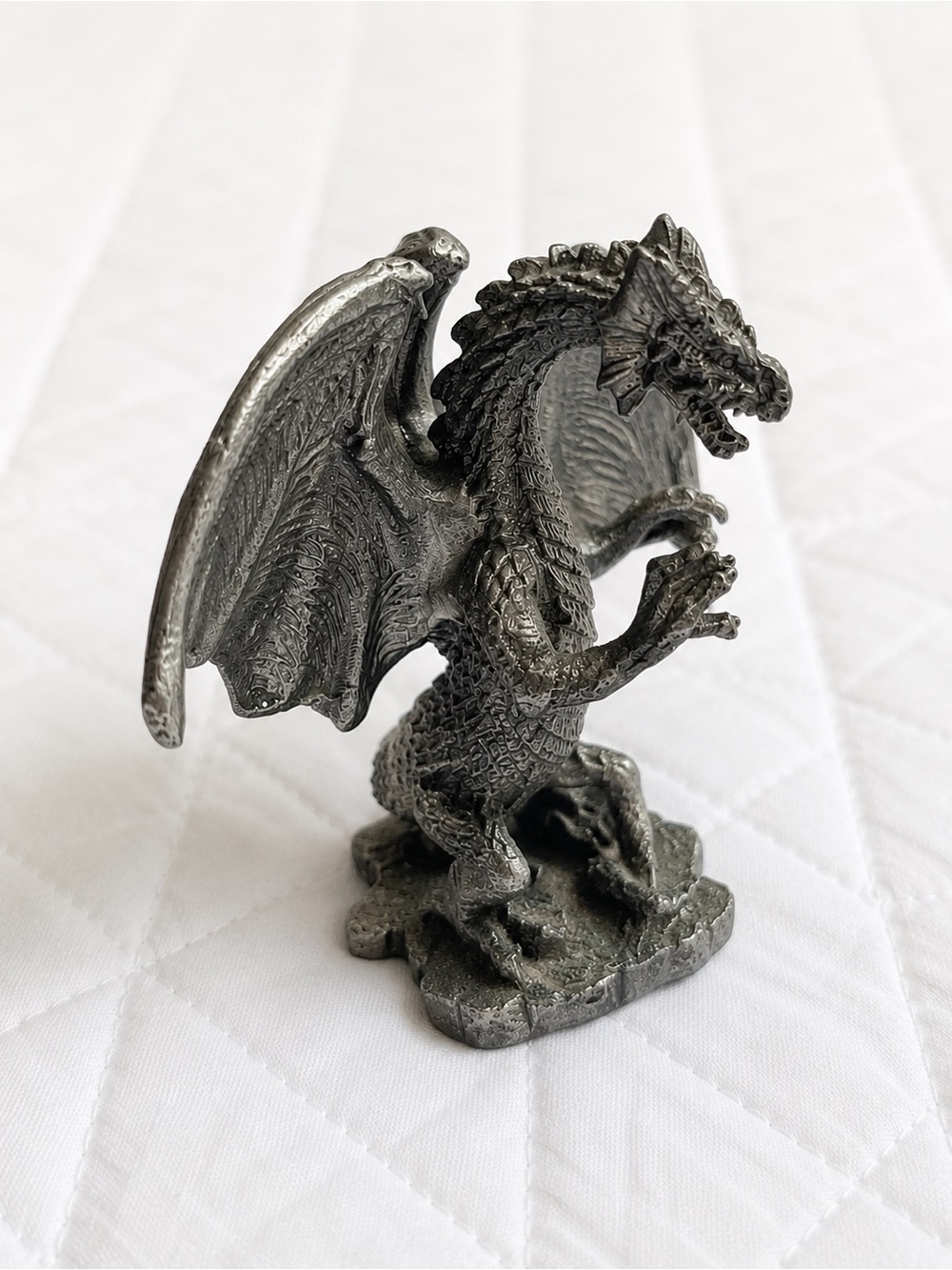 Metallic Gray Dragon Figurine Home Art SculptureCast Metal Winged Dragon Figurin